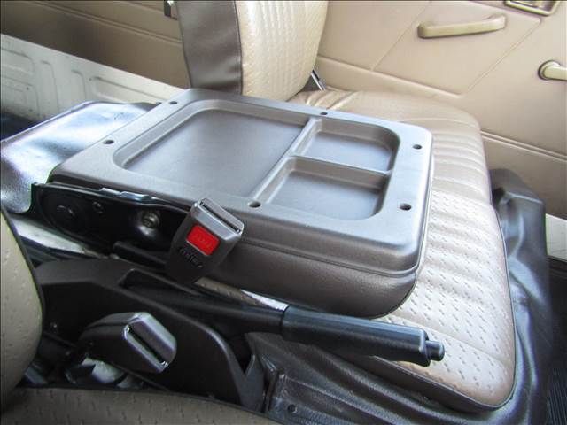 NISSAN HOMY MICROBUS 1992 Image 31