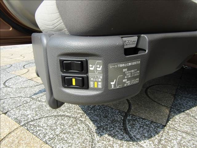 NISSAN CUBE 2013 Image 31