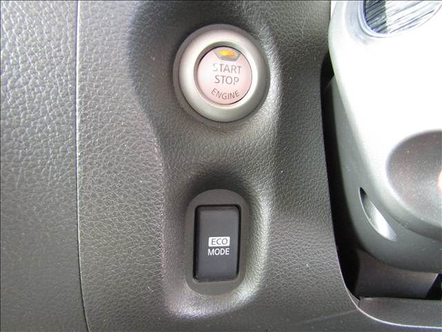 NISSAN CUBE 2013 Image 31