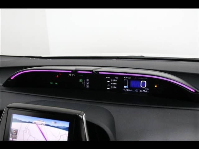 TOYOTA PRIUS PHV 2017 Image 31