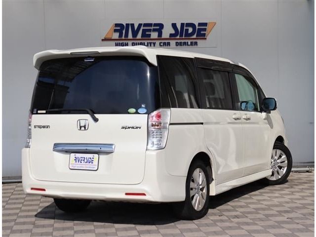 HONDA STEPWAGON SPADA 2009 Image 31