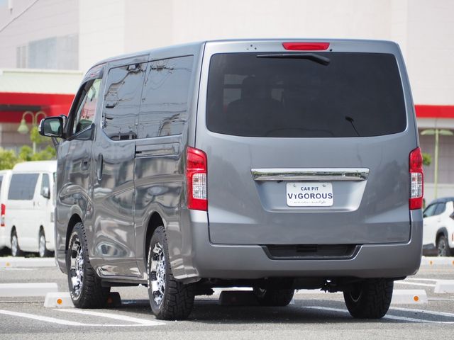 NISSAN NV350 CARAVAN 1.2T 2020 Image 31