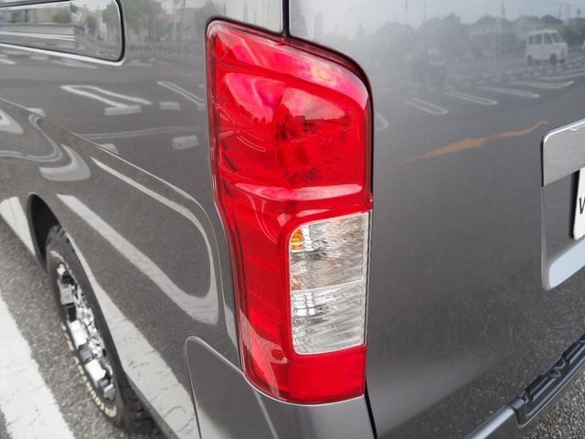 NISSAN NV350 CARAVAN 1.2T 2020 Image 31