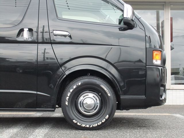 TOYOTA HIACE VAN 2WD 2023 Image 31
