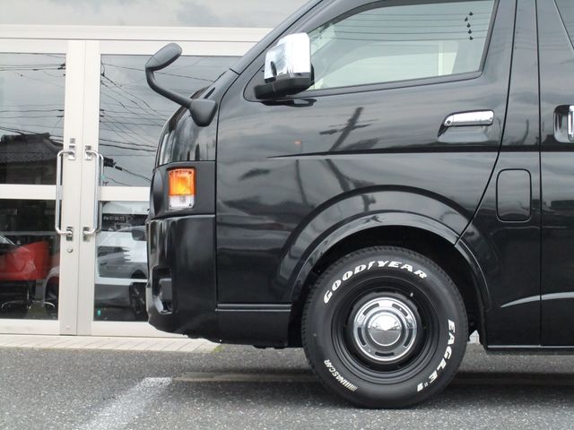 TOYOTA HIACE VAN 2WD 2023 Image 31