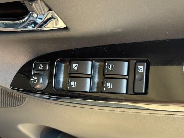 DAIHATSU TANTO CUSTOM 2015 Image 31