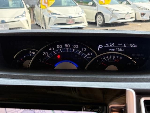 DAIHATSU TANTO CUSTOM 2015 Image 31