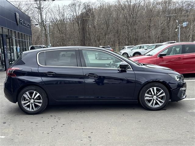 PEUGEOT 308 2018 Image 31