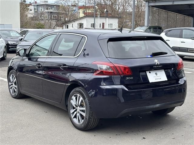 PEUGEOT 308 2018 Image 31