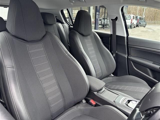 PEUGEOT 308 2018 Image 31