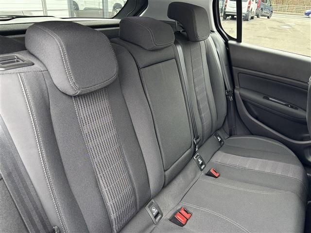 PEUGEOT 308 2018 Image 31