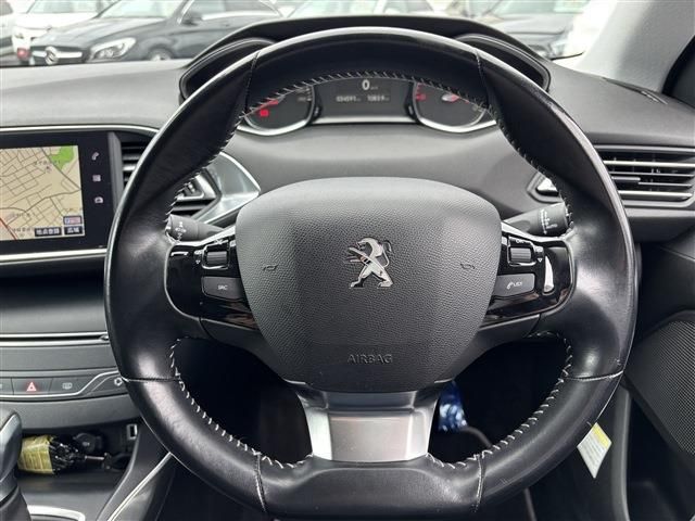 PEUGEOT 308 2018 Image 31