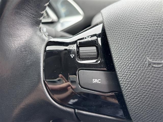 PEUGEOT 308 2018 Image 31