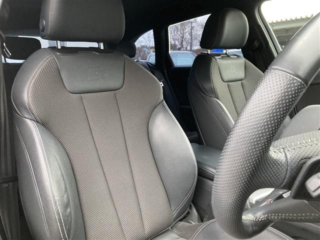 AUDI A4 AVANT 2018 Image 31