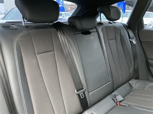 AUDI A4 AVANT 2018 Image 31