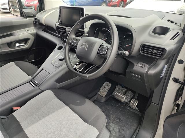 CITROEN BERLINGO 2022 Image 31