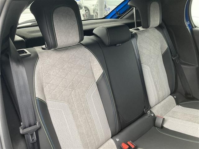 PEUGEOT 208 2020 Image 31