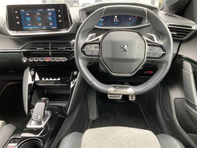 PEUGEOT 208 2020 Image 31