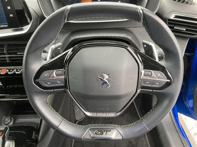 PEUGEOT 208 2020 Image 31