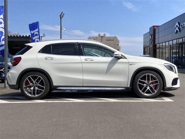 AMG GLA CLASS 2017 Image 31