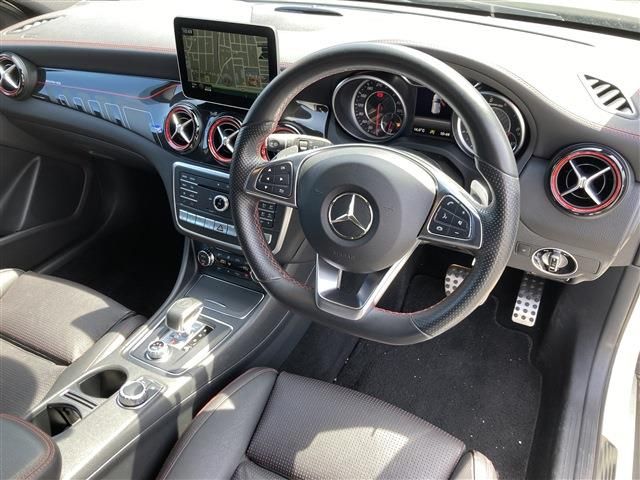 AMG GLA CLASS 2017 Image 31