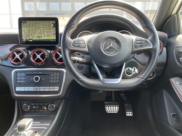 AMG GLA CLASS 2017 Image 31