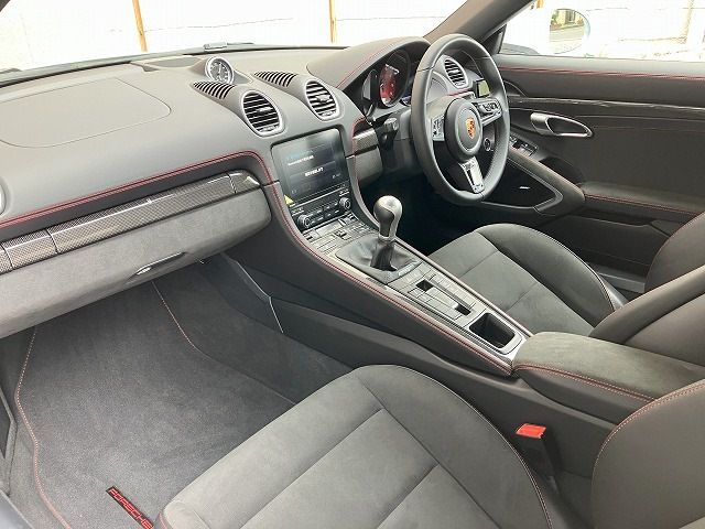 PORSCHE 718BOXSTER 2022 Image 31