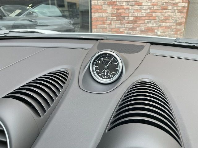 PORSCHE 718BOXSTER 2022 Image 31