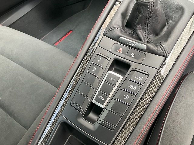 PORSCHE 718BOXSTER 2022 Image 31