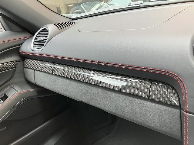 PORSCHE 718BOXSTER 2022 Image 31