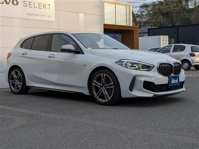 BMW 1SERIES 2019 Image 31