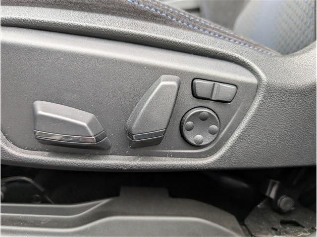 BMW 1SERIES 2019 Image 31