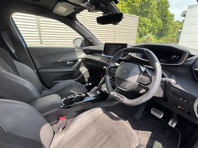 PEUGEOT 2008 2020 Image 31