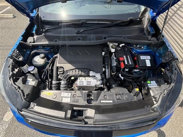 PEUGEOT 2008 2020 Image 31