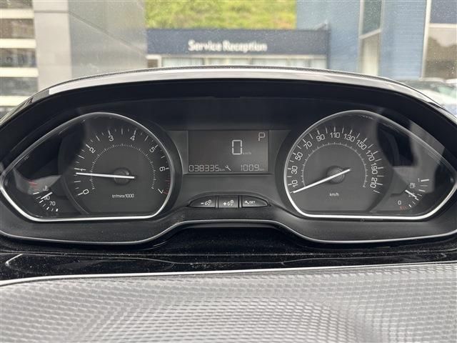 PEUGEOT 208 2016 Image 31