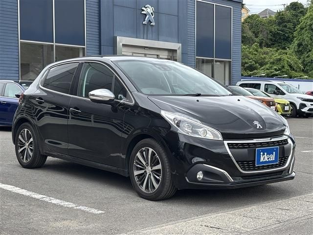 PEUGEOT 208 2016 Image 31