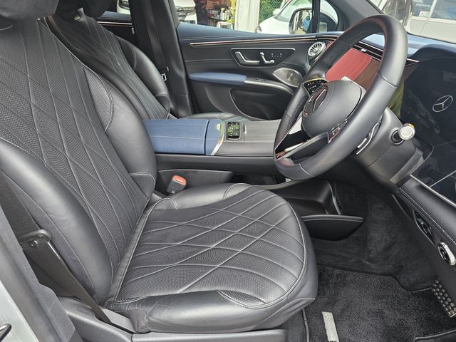 MERCEDES BENZ EQS SU 2023 Image 31