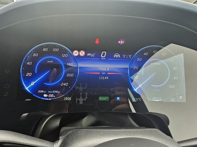 MERCEDES BENZ EQS SU 2023 Image 31