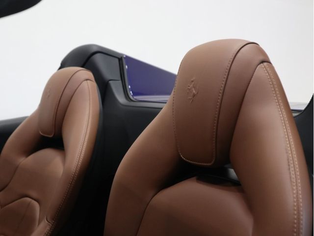 FERRARI 488SPIDER 2018 Image 31