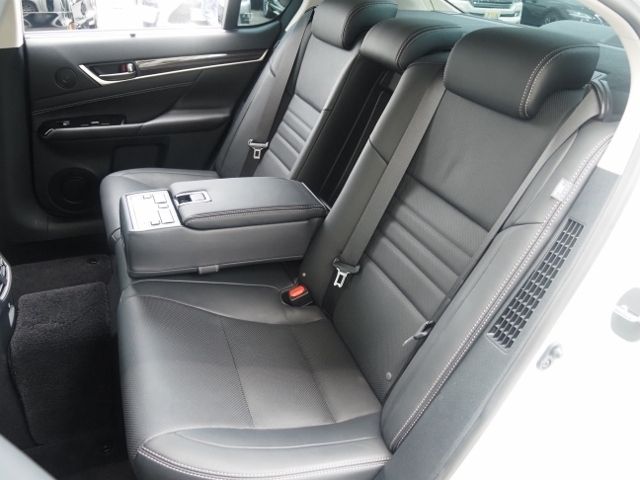 TOYOTA LEXUS GS300H 2017 Image 31