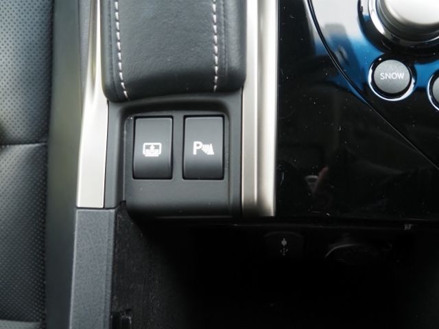 TOYOTA LEXUS GS300H 2017 Image 31