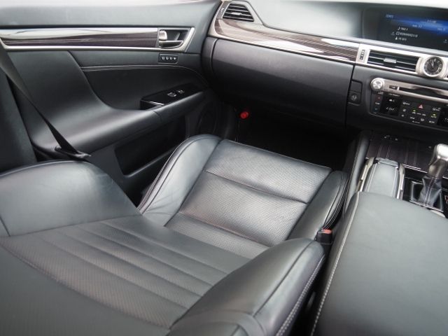 TOYOTA LEXUS GS300H 2017 Image 31