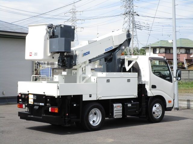 HINO DUTRO 2020 Image 31
