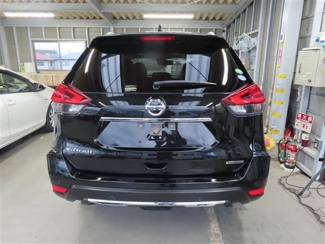 NISSAN X-TRAIL HYBRID 4WD 2018 Image 31
