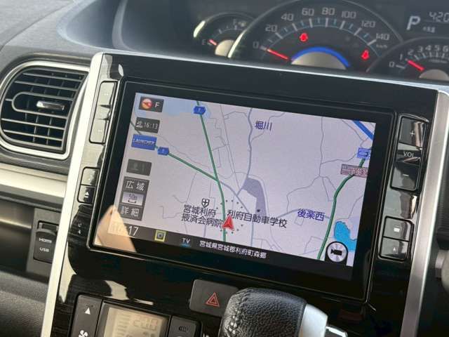 DAIHATSU TANTO CUSTOM 4WD 2018 Image 31