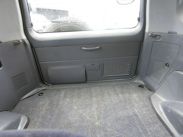 TOYOTA LANDCRUISER PRADO 1999 Image 31