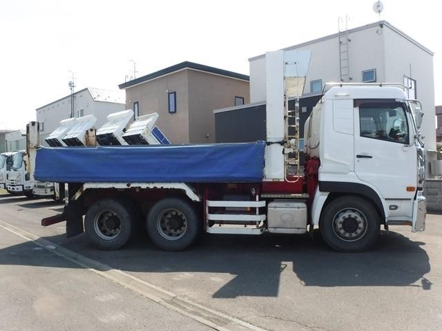 NISSAN DIESEL  2013 Image 31