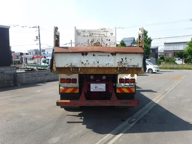 NISSAN DIESEL  2013 Image 31