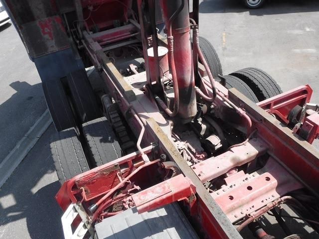 NISSAN DIESEL  2013 Image 31