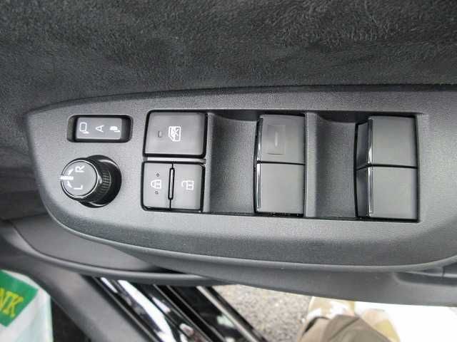 TOYOTA YARIS 2023 Image 31